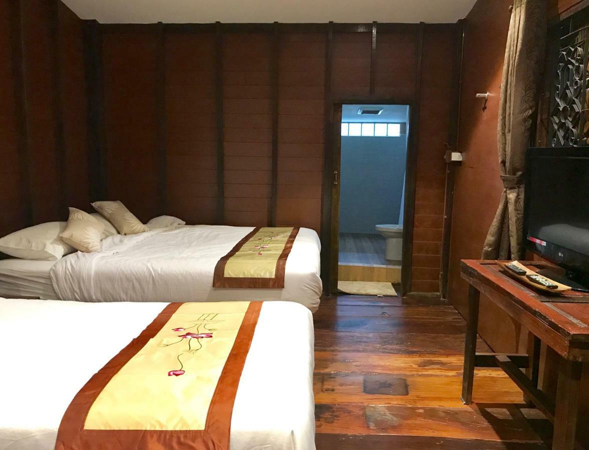 Reuan Vilawan Ratchaburi Exterior photo